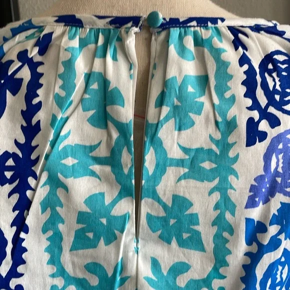 ♥️Catherine Malandrino♥️Blue and White Women's Blouse Size (Medium) - Picture 6 of 9